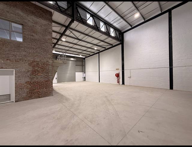 480M² WAREHOUSE FOR SALE IN FIRGROVE INDUSTRIAL ESTATE